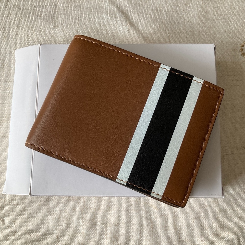 Striped slim bifold wallet